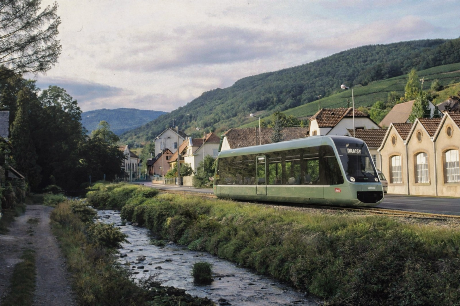 Train dans la vallée du Florival